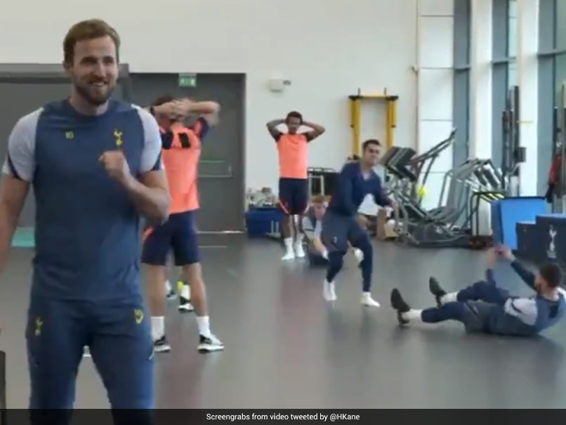 Tottenhams Harry Kane Asks Virat Kohli For Place In IPL Squad. RCB Reserve Jersey No. 10