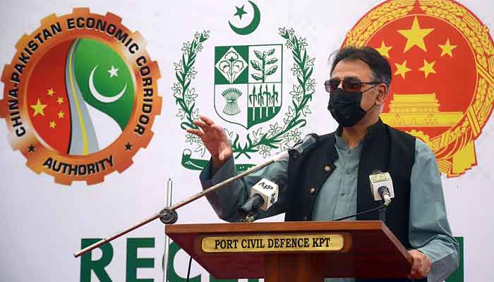 پروژه های CPEC در دولت PTI با سرعت سریع پیشرفت می کنند: اسد عمر
