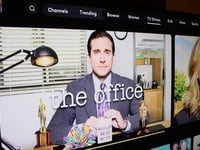 در حال حاضر بهترین نمایش های طاووس در حال حاضر