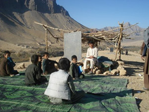 "کمک شبح" آمریکا به افغانستان